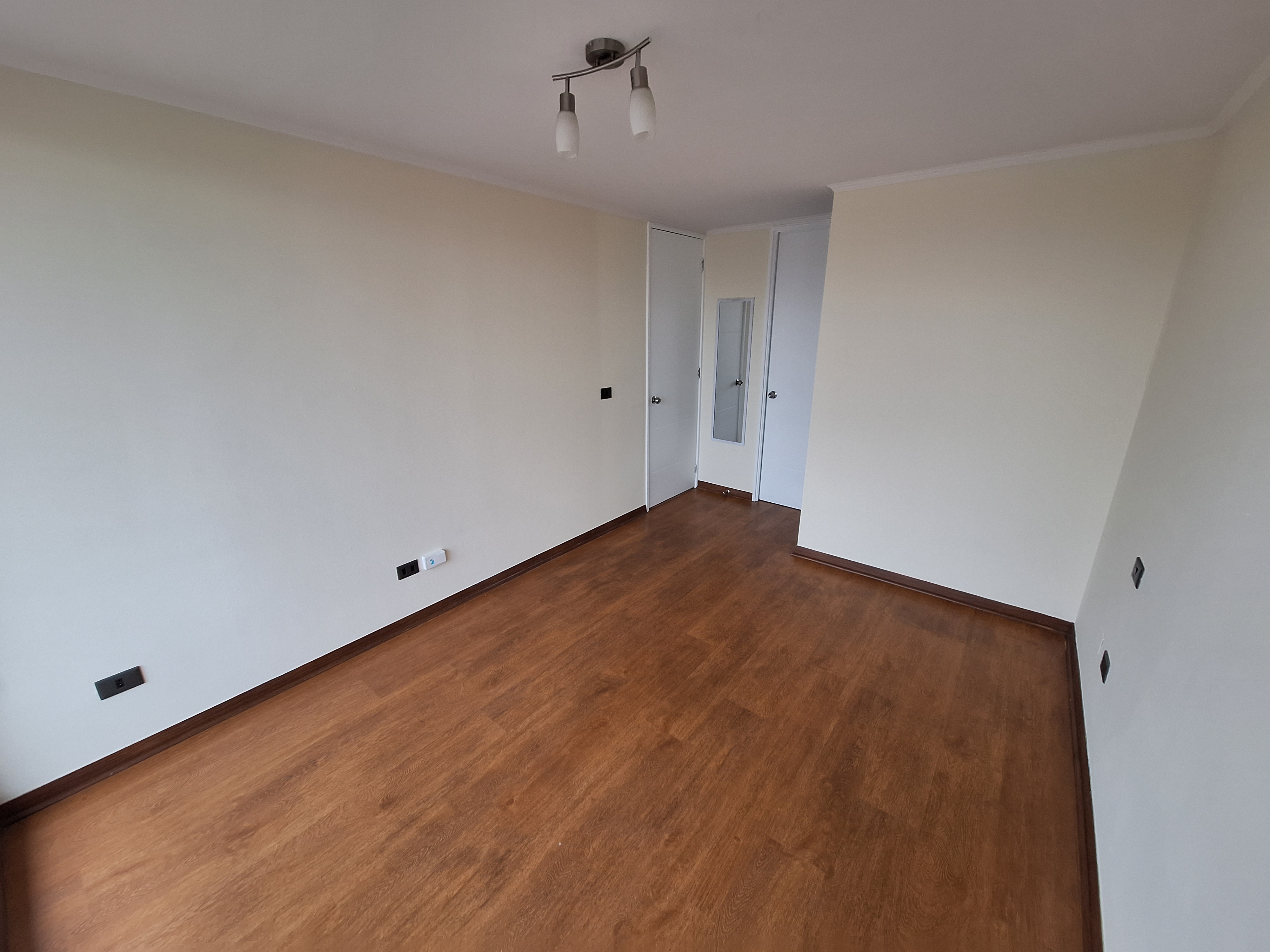 Precioso Dpto 1d, 1b, Cercano A Metro, Comercios Y Servicios - foto 2